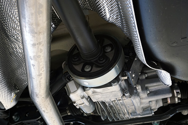 What Does CV Axle Shaft Failure Sound and Feel Like? | 5 Star Auto Service